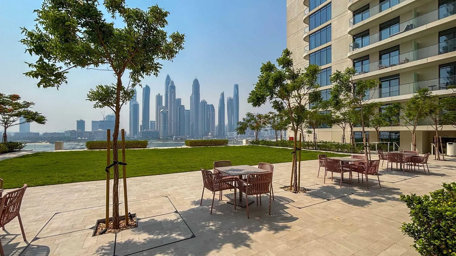 Frank Porter - Marina Vista 2 Dubai 0*,  United Arab Emirates
